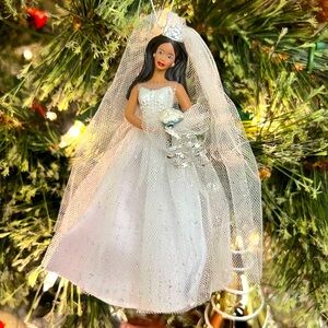 Vntg BARBIE Millennium BRIDE Porcelain Ornament Y2K 2000 Avon African American